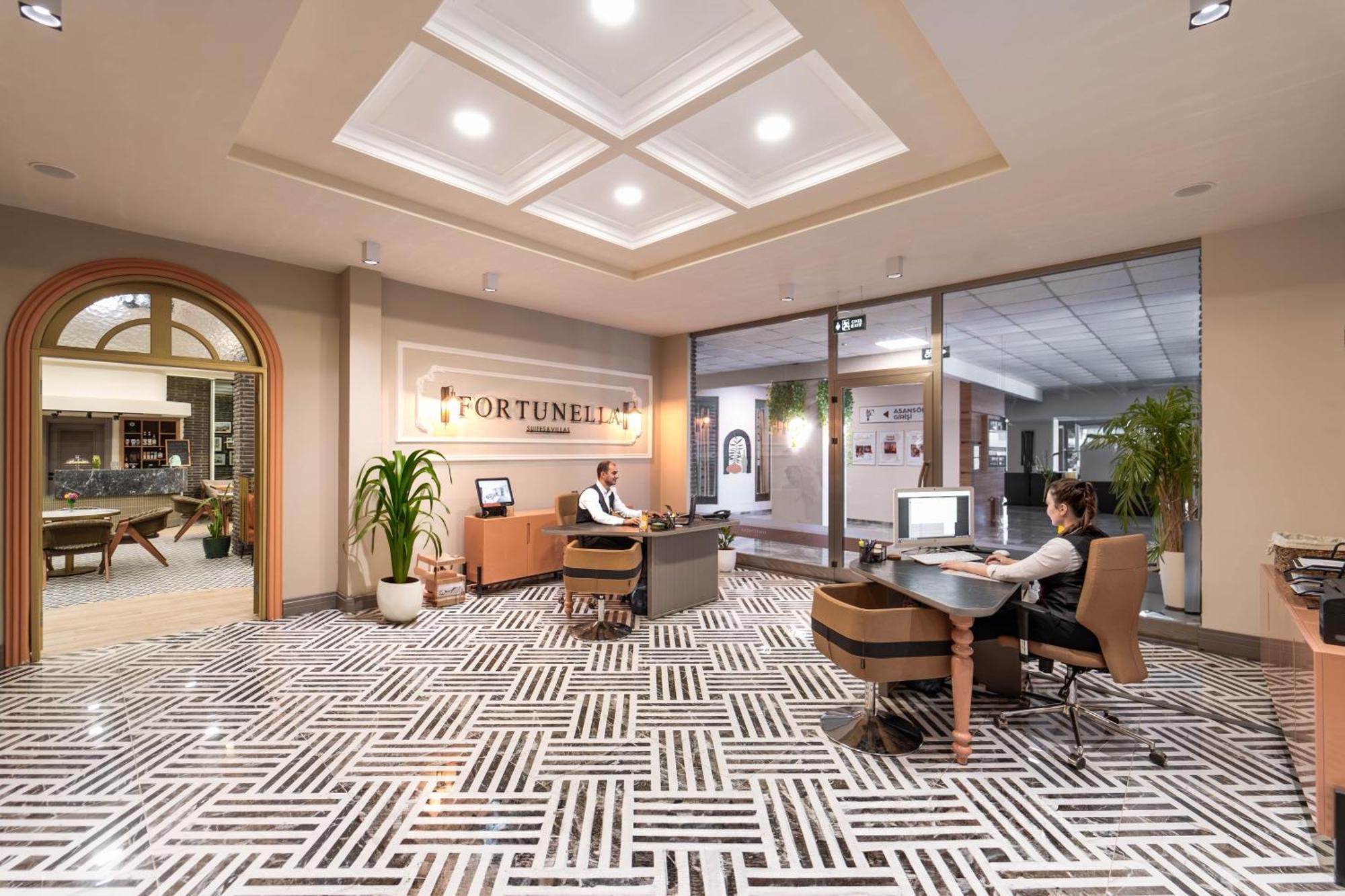 Fortunella Suites Finike Exterior foto